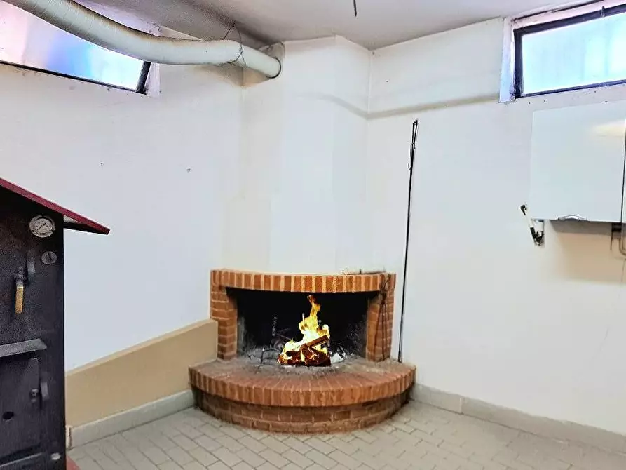 Immagine 25 di Villa in vendita  in Via della Pineta a Colledara