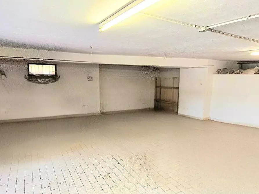 Immagine 22 di Villa in vendita  in Via della Pineta a Colledara