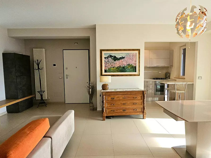 Immagine 5 di Appartamento in vendita  in Via Martella a Teramo