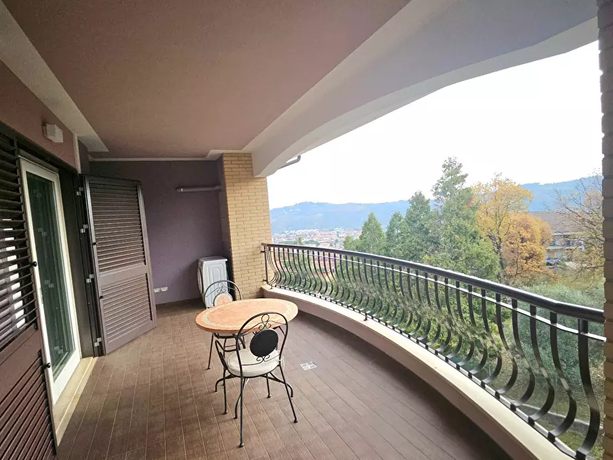 Immagine 11 di Appartamento in vendita  in Via Martella a Teramo