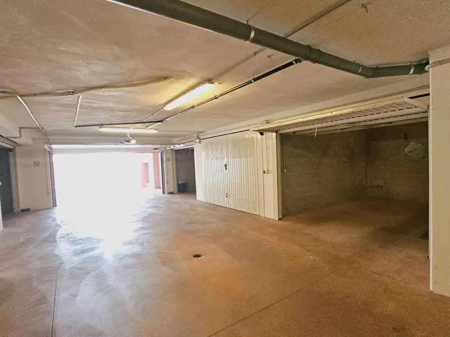 Immagine 20 di Appartamento in vendita  in Via Martella a Teramo