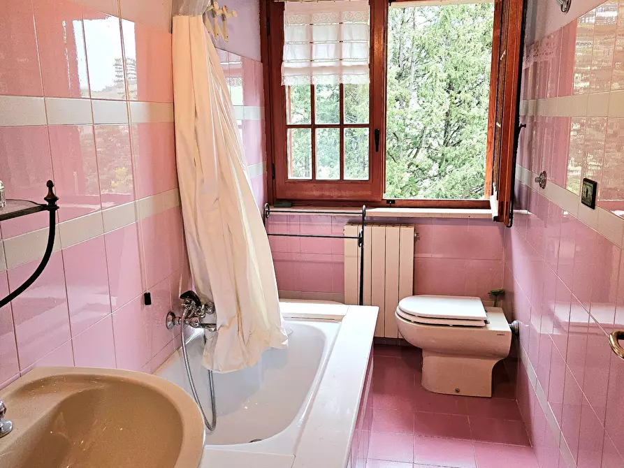 Immagine 17 di Villa in vendita  in Via Paolo Cugnini a Teramo