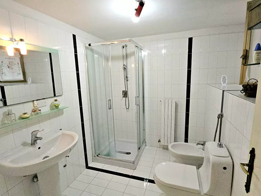 Immagine 18 di Villa in vendita  in Via Paolo Cugnini a Teramo