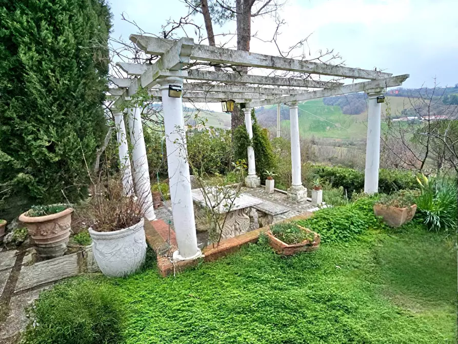 Immagine 20 di Villa in vendita  in Via Paolo Cugnini a Teramo