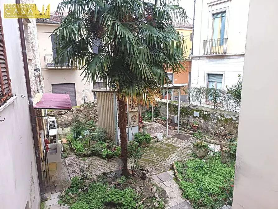 Immagine 7 di Appartamento in vendita  in Via Gabriele D'Annunzio a Teramo