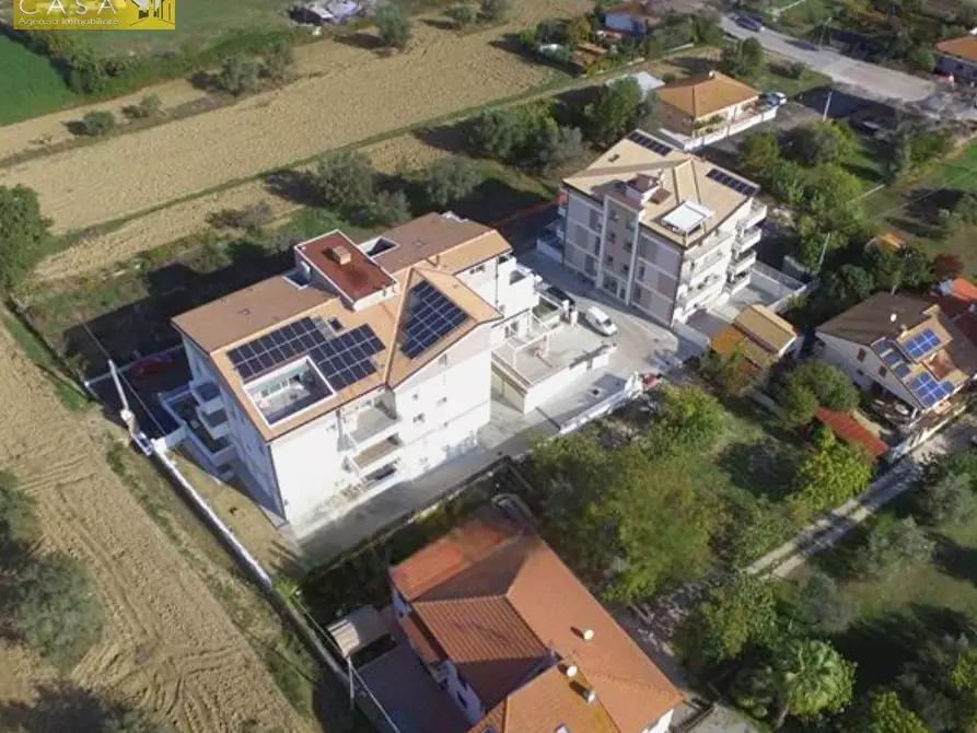 Immagine 3 di Appartamento in vendita  in VIA GALILEO GALILEI a Giulianova