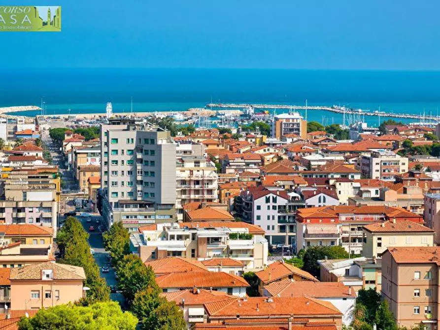 Immagine 8 di Appartamento in vendita  in VIA GALILEO GALILEI a Giulianova