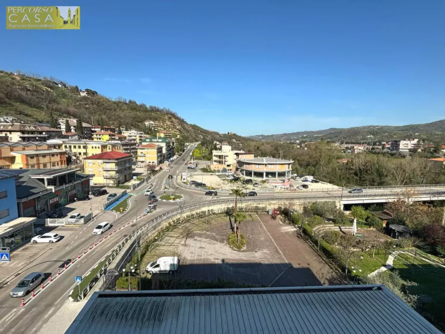 Immagine 14 di Appartamento in vendita  in Viale Risorgimento a Montorio Al Vomano