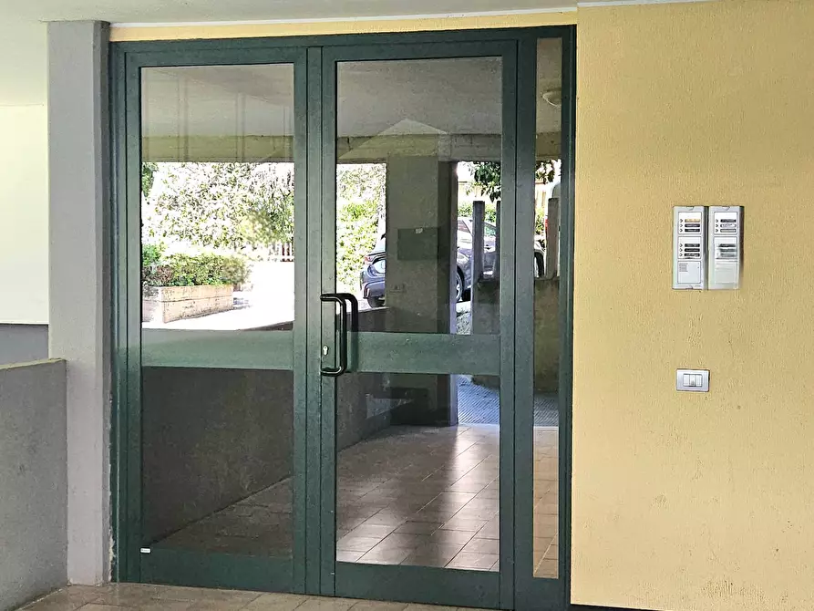 Immagine 16 di Appartamento in vendita  in Via Barnabei a Teramo