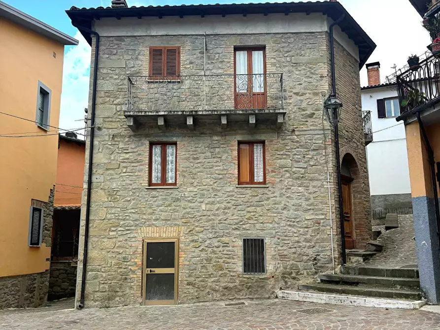 Immagine 1 di Casa semindipendente in vendita  a Crognaleto