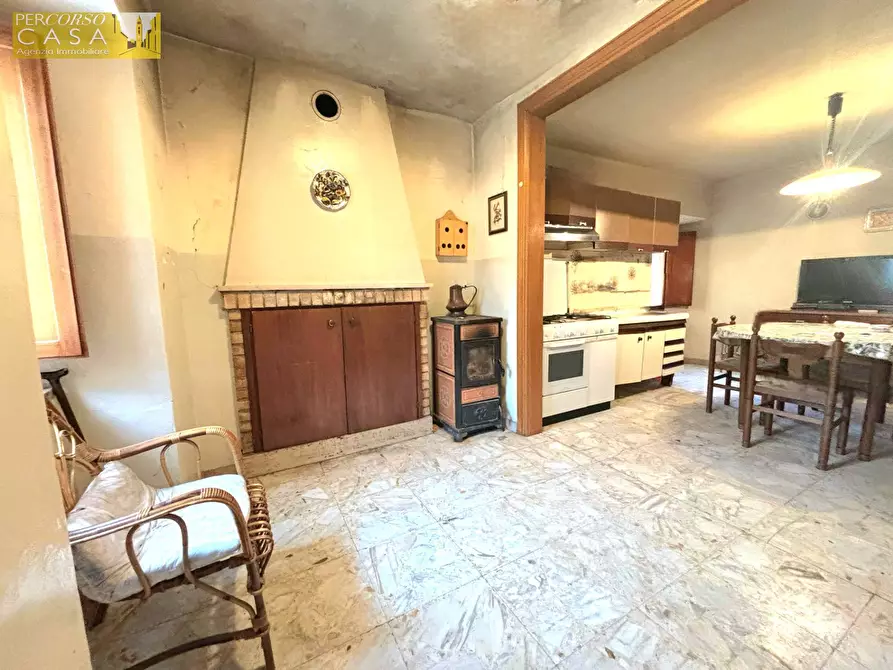 Immagine 2 di Casa semindipendente in vendita  a Crognaleto