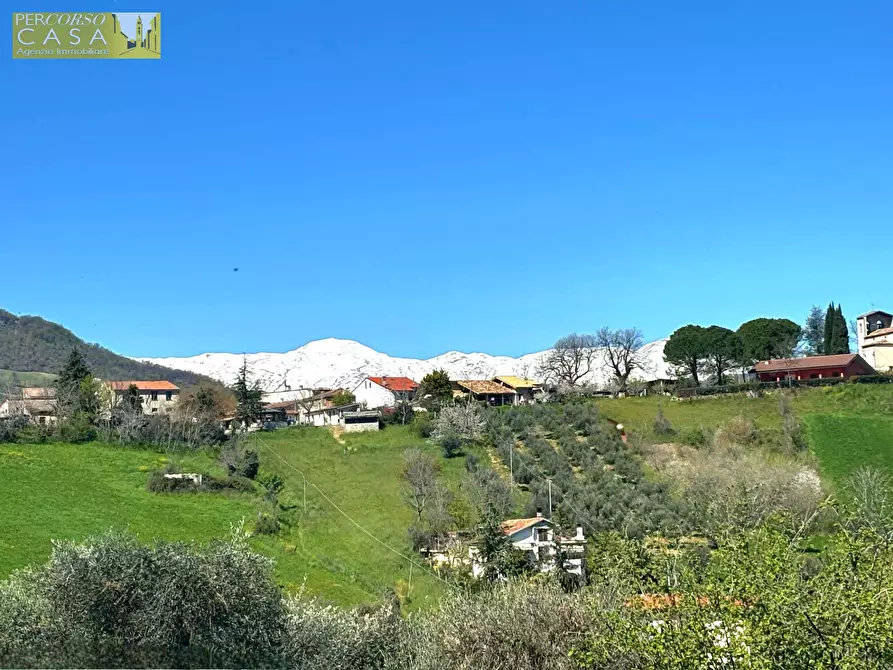 Immagine 13 di Appartamento in vendita  in Contrada camerale a Tossicia