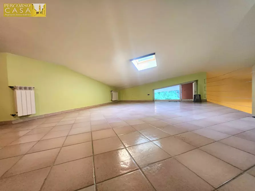 Immagine 11 di Villa in vendita  in Villa Tordinia a Teramo