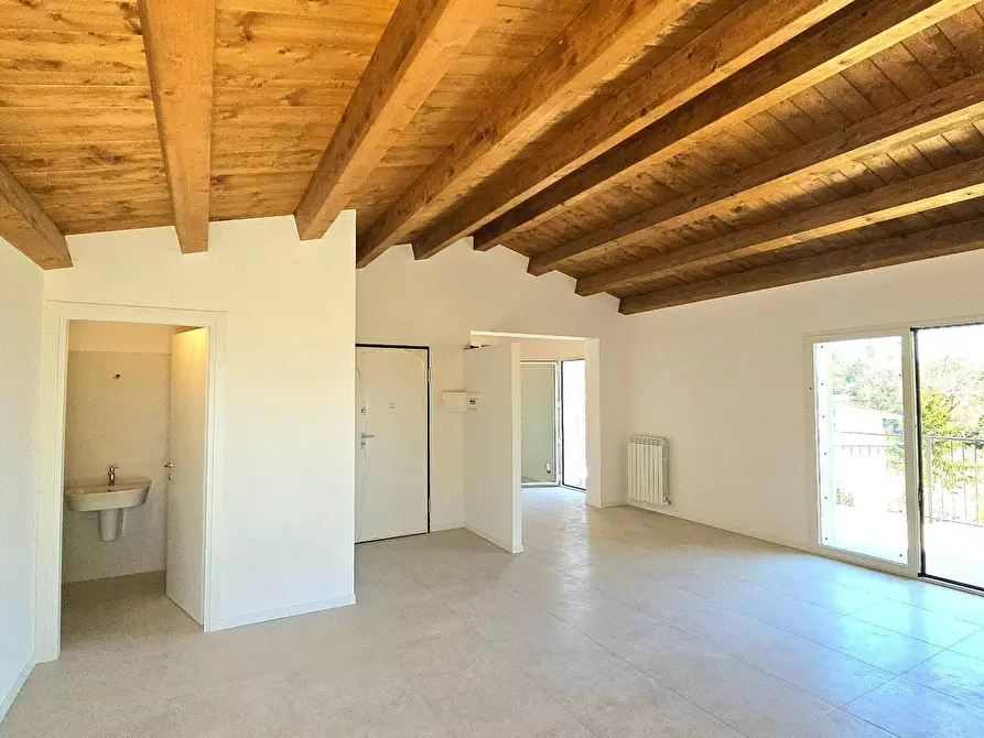 Immagine 4 di Appartamento in vendita  in Piano Grande a Ancarano