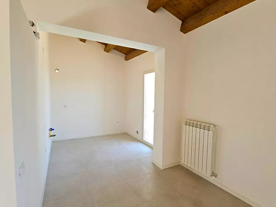 Immagine 8 di Appartamento in vendita  in Piano Grande a Ancarano