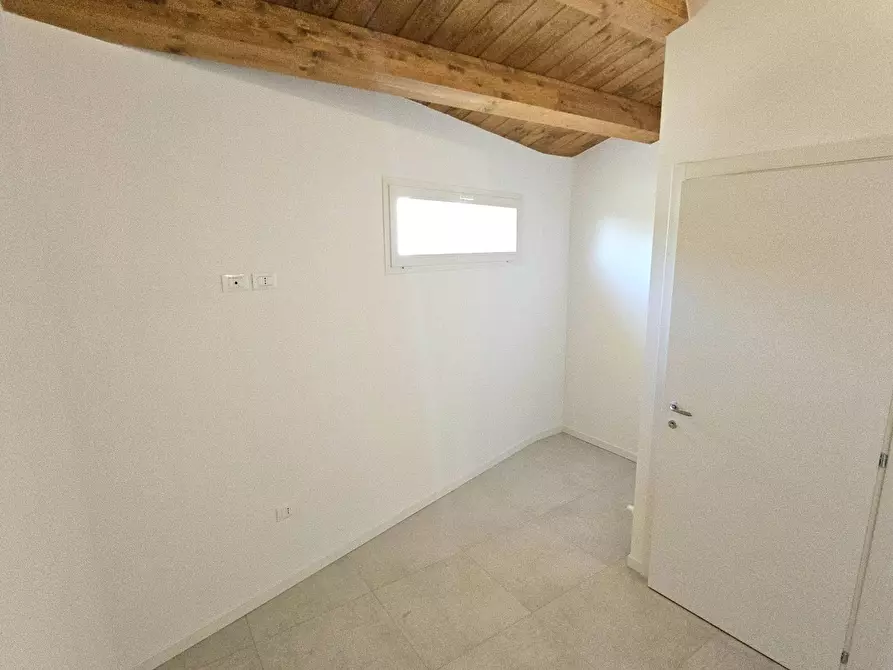 Immagine 16 di Appartamento in vendita  in Piano Grande a Ancarano