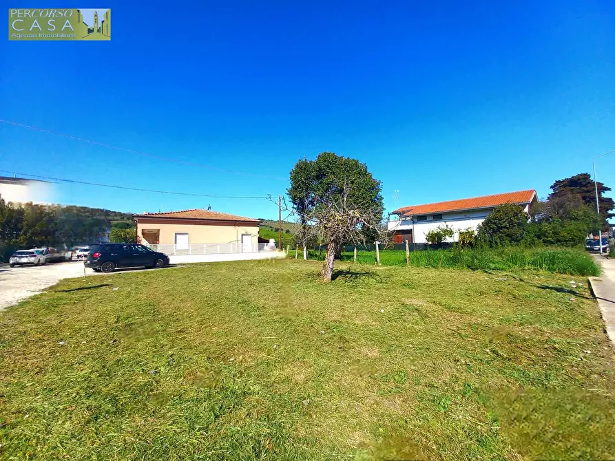 Immagine 5 di Terreno residenziale in vendita  in Via Galileo Galilei a Giulianova