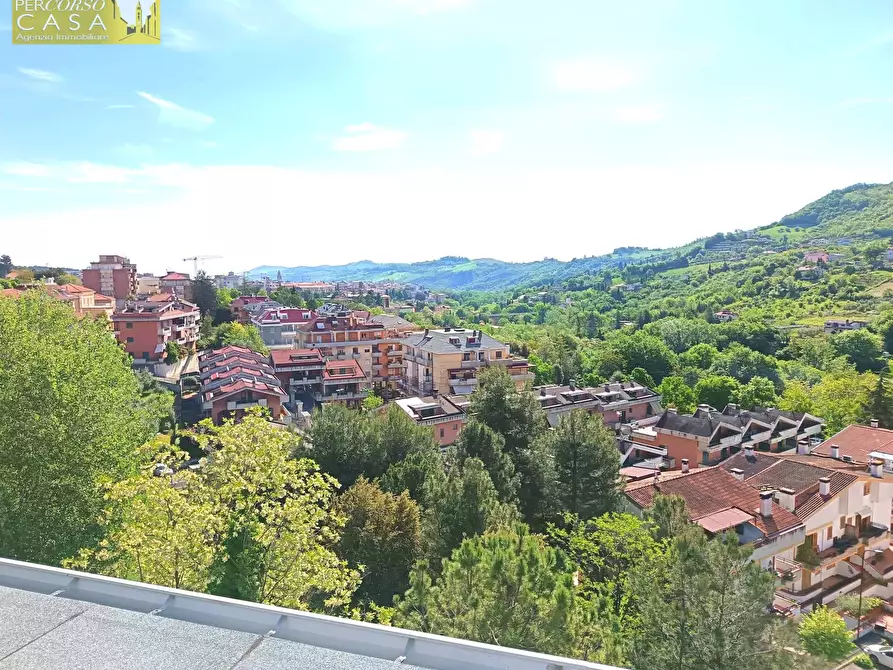 Immagine 6 di Appartamento in vendita  in Via Cona 77 a Teramo