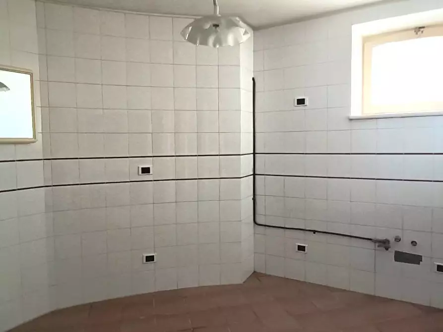 Immagine 11 di Villa in vendita  in CAMPOVALANO a Campli