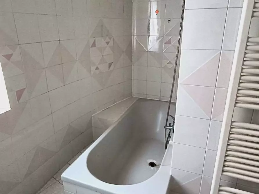 Immagine 15 di Villa in vendita  in CAMPOVALANO a Campli