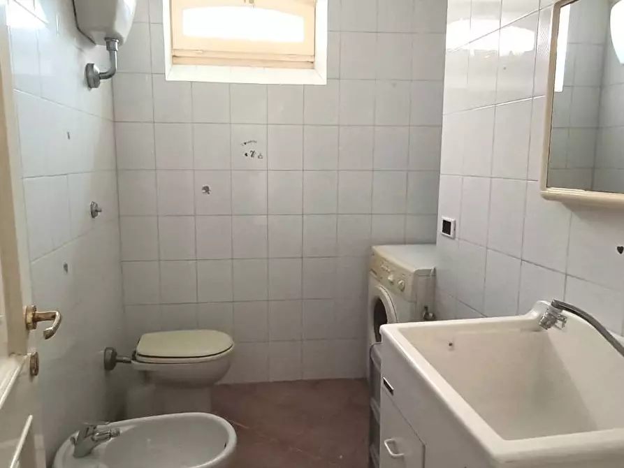 Immagine 18 di Villa in vendita  in CAMPOVALANO a Campli