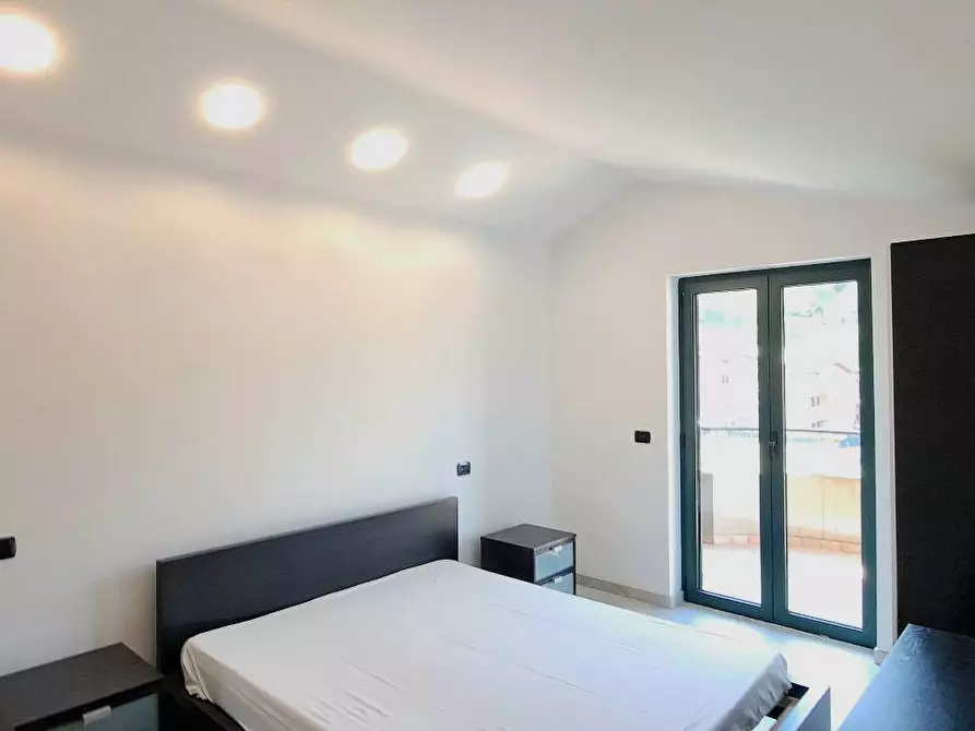 Immagine 4 di Appartamento in vendita  in Via De Dominicis a Montorio Al Vomano