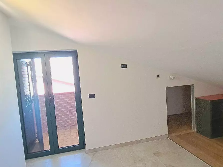 Immagine 7 di Appartamento in vendita  in Via De Dominicis a Montorio Al Vomano