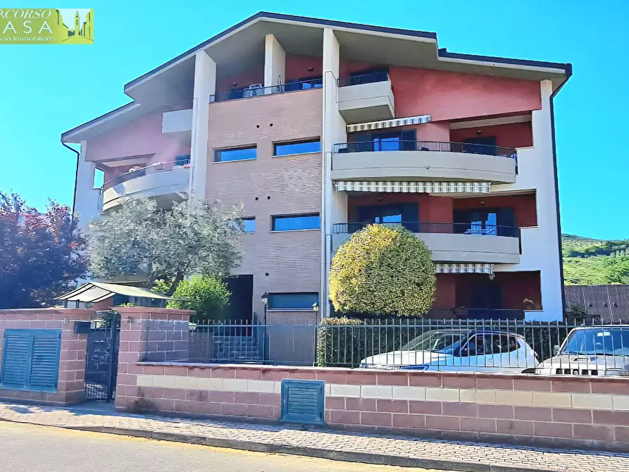 Immagine 1 di Appartamento in vendita  in Via De Dominicis a Montorio Al Vomano