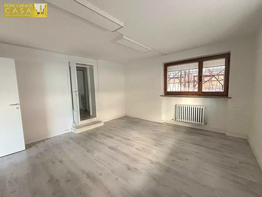 Immagine 8 di Locale commerciale in affitto  in Via G. Pannella 56 a Teramo