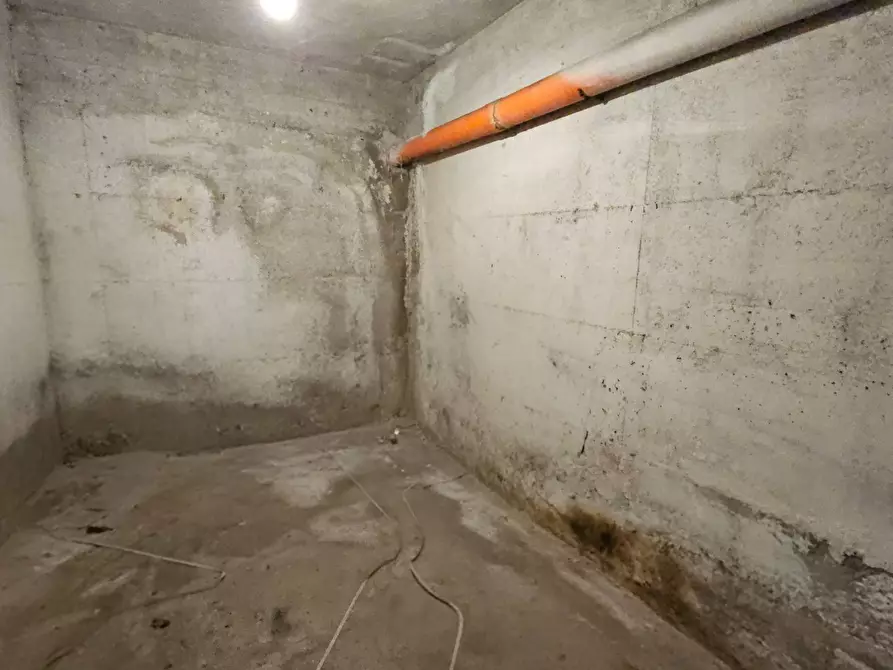 Immagine 12 di Appartamento in vendita  in VIA GALILEI a Teramo