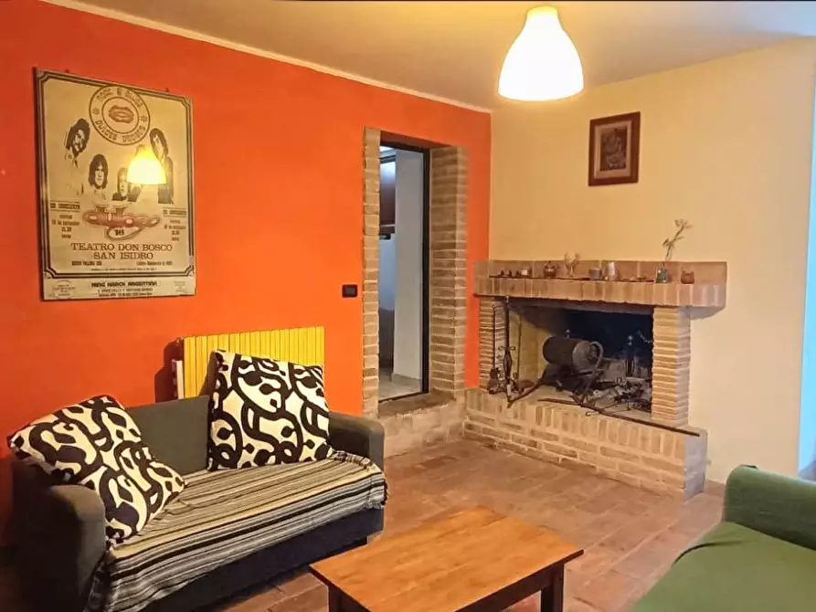 Immagine 3 di Casa semindipendente in vendita  in Via Campiduve a Campli