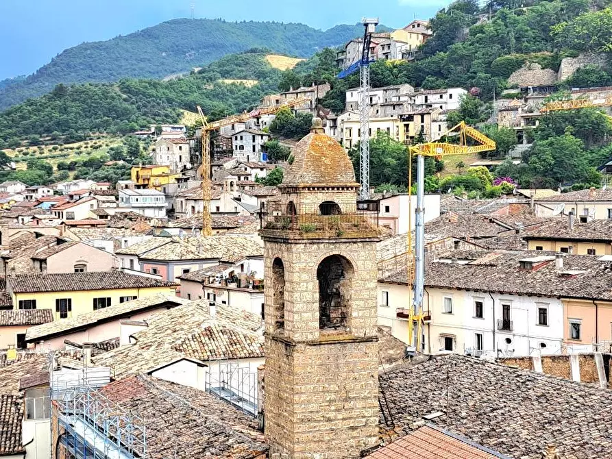 Immagine 13 di Attico in vendita  in LARGO ROSCIANO a Montorio Al Vomano