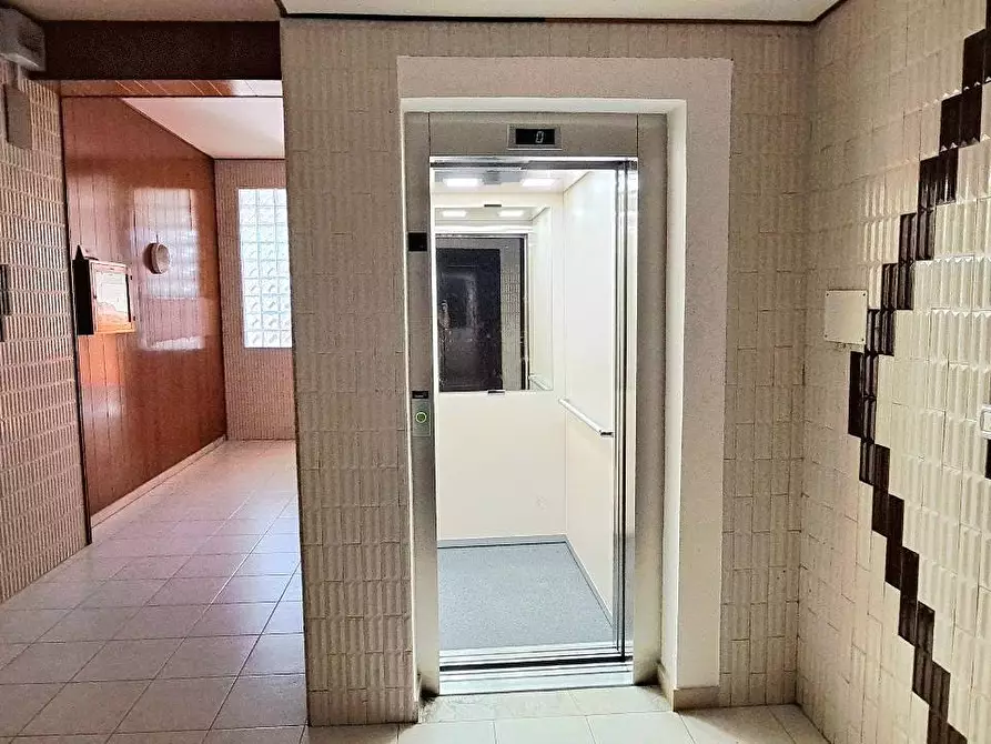 Immagine 18 di Attico in vendita  in LARGO ROSCIANO a Montorio Al Vomano