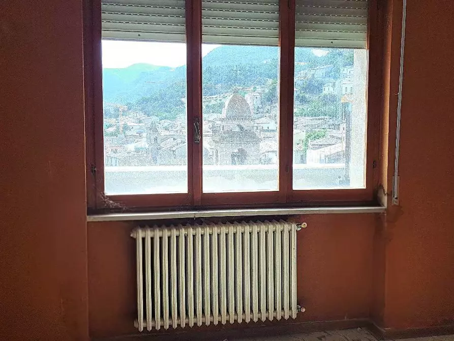 Immagine 10 di Attico in vendita  in LARGO ROSCIANO a Montorio Al Vomano