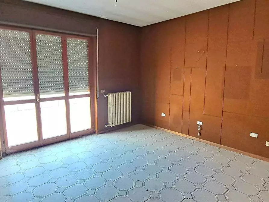 Immagine 11 di Attico in vendita  in LARGO ROSCIANO a Montorio Al Vomano