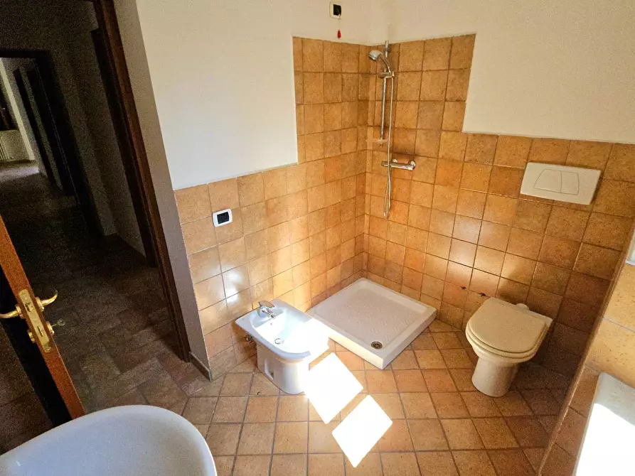 Immagine 12 di Villa in vendita  in Piazzetta del Sole a Teramo