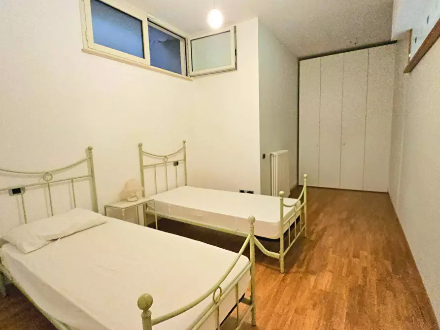 Immagine 11 di Appartamento in vendita  in VIA BARNABEI a Teramo