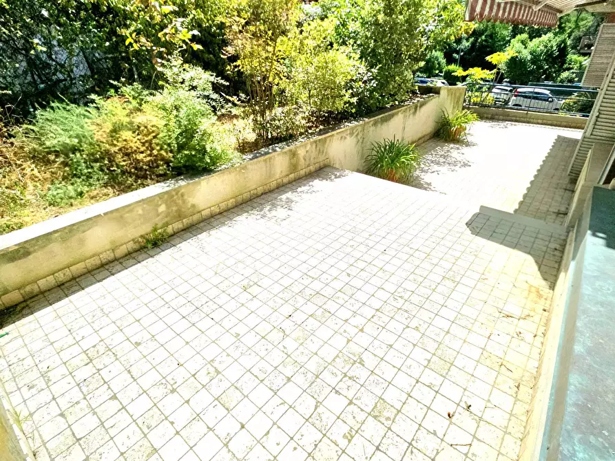 Immagine 7 di Appartamento in vendita  in VIA BARNABEI a Teramo