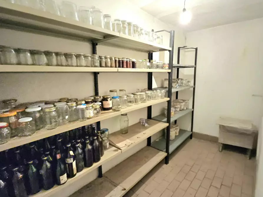 Immagine 24 di Appartamento in vendita  in VIA BARNABEI a Teramo