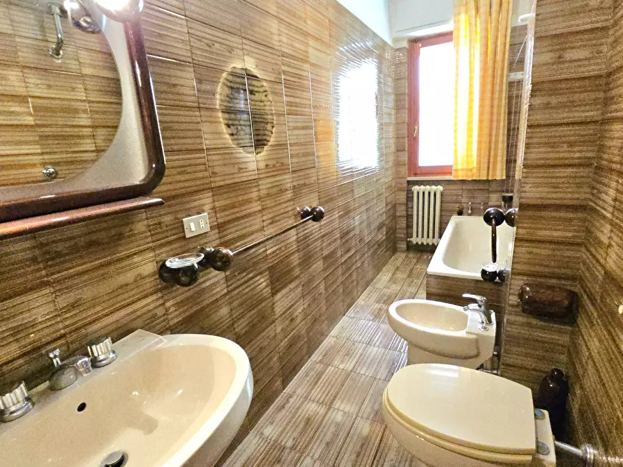 Immagine 20 di Appartamento in vendita  in VIA BARNABEI a Teramo