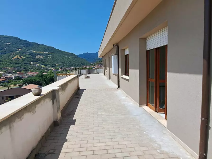 Immagine 4 di Attico in vendita  in LARGO ROSCIANO a Montorio Al Vomano