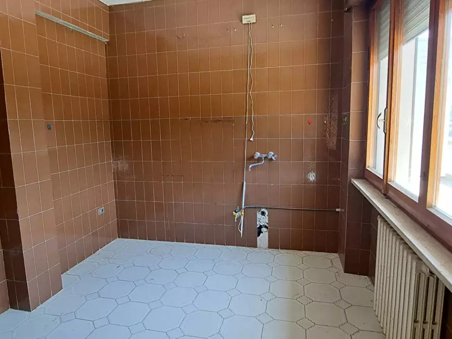 Immagine 27 di Attico in vendita  in LARGO ROSCIANO a Montorio Al Vomano