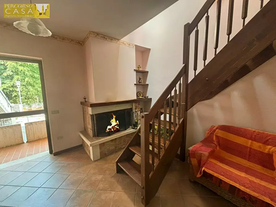 Immagine 2 di Agriturismo in vendita  a Fano Adriano