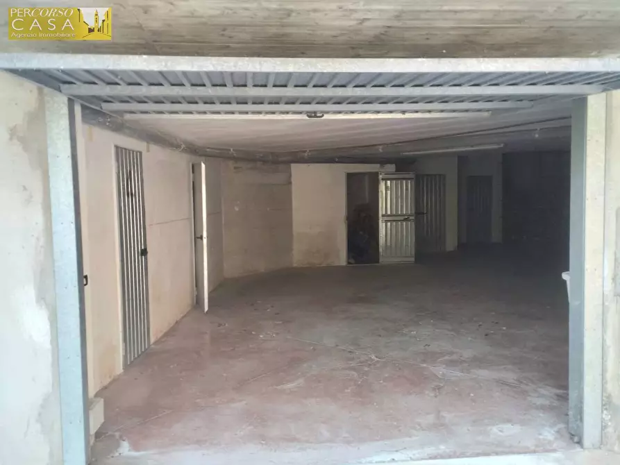 Immagine 11 di Agriturismo in vendita  a Fano Adriano