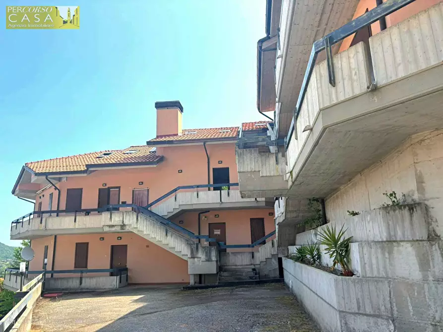 Immagine 15 di Agriturismo in vendita  a Fano Adriano