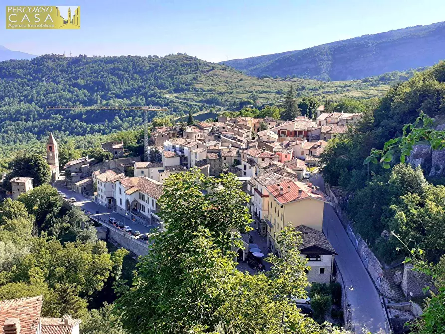 Immagine 18 di Agriturismo in vendita  a Fano Adriano