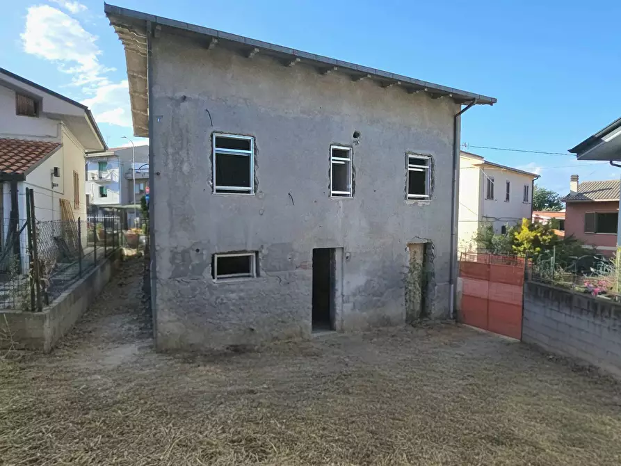 Immagine 2 di Casa indipendente in vendita  2 a Teramo