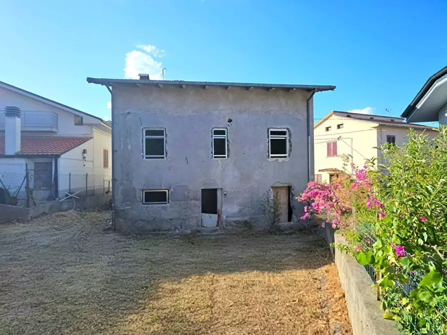 Immagine 3 di Casa indipendente in vendita  2 a Teramo