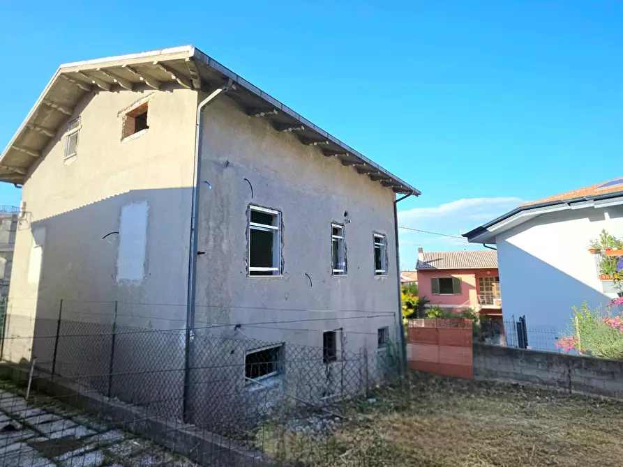 Immagine 4 di Casa indipendente in vendita  2 a Teramo