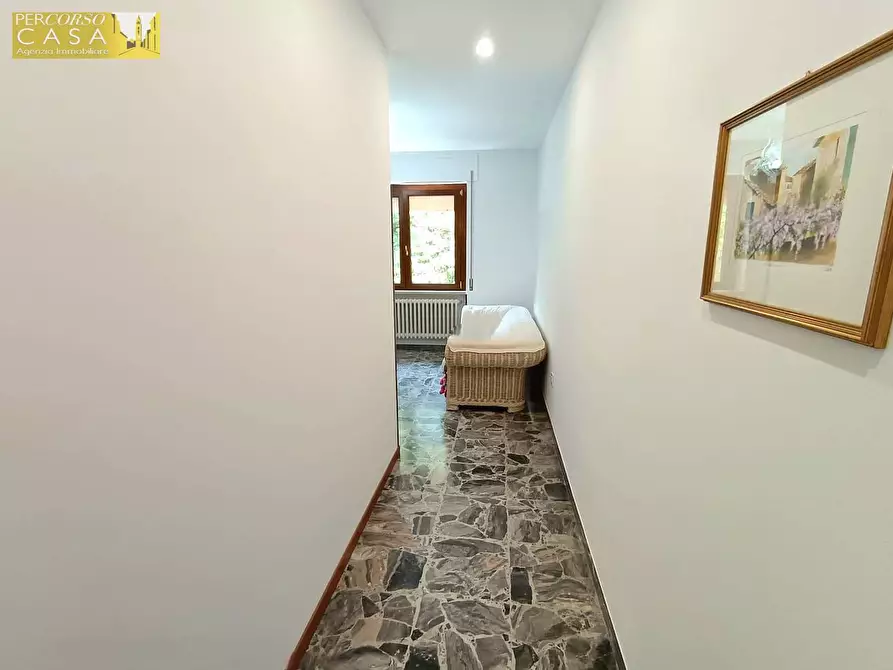 Immagine 12 di Appartamento in vendita  in Viale Cavour a Teramo
